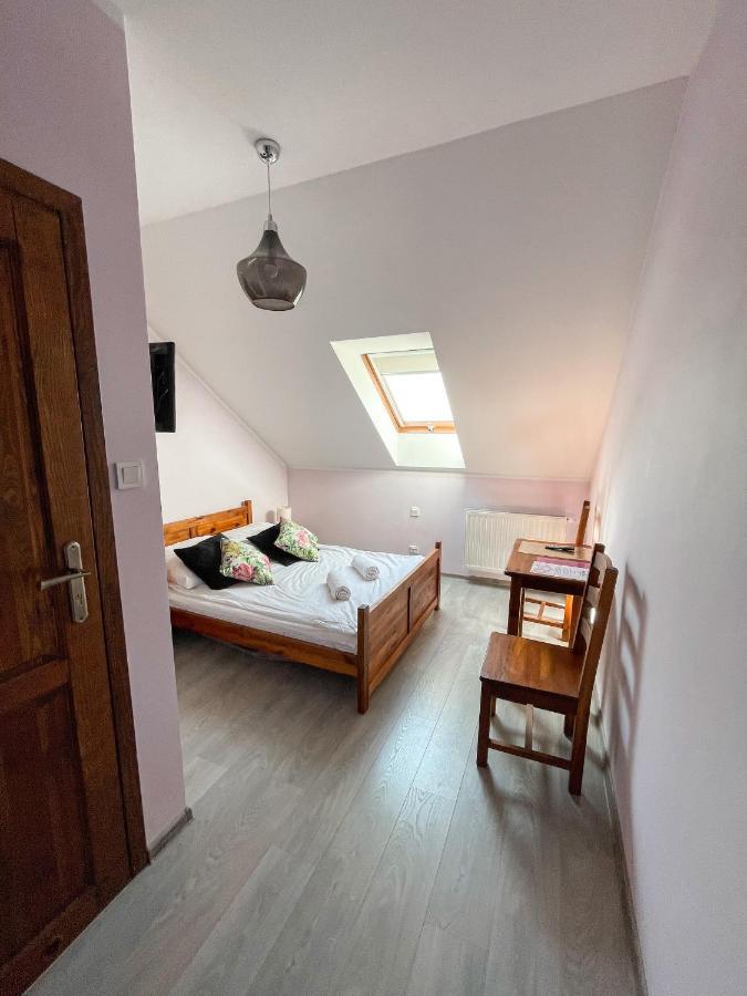 Pensjonat Koliber Sobków Exterior foto