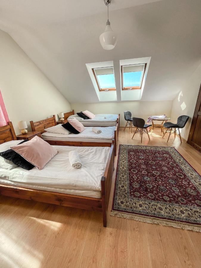Pensjonat Koliber Sobków Exterior foto